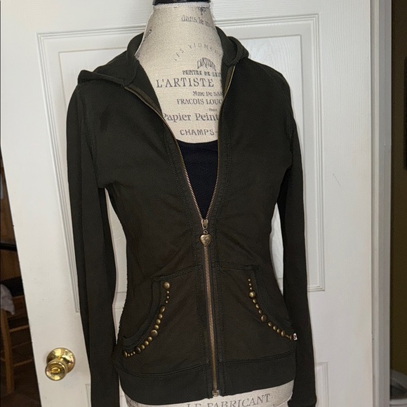TWISTED HEART Green Utility Jacket with Edgy Details - Picture 1 of 6